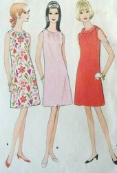 8750 MCCALLS 1967 SLEEVELESS SHIFT DRESS COLLAR OR NOT PATTERN 14 34 UNCUT
